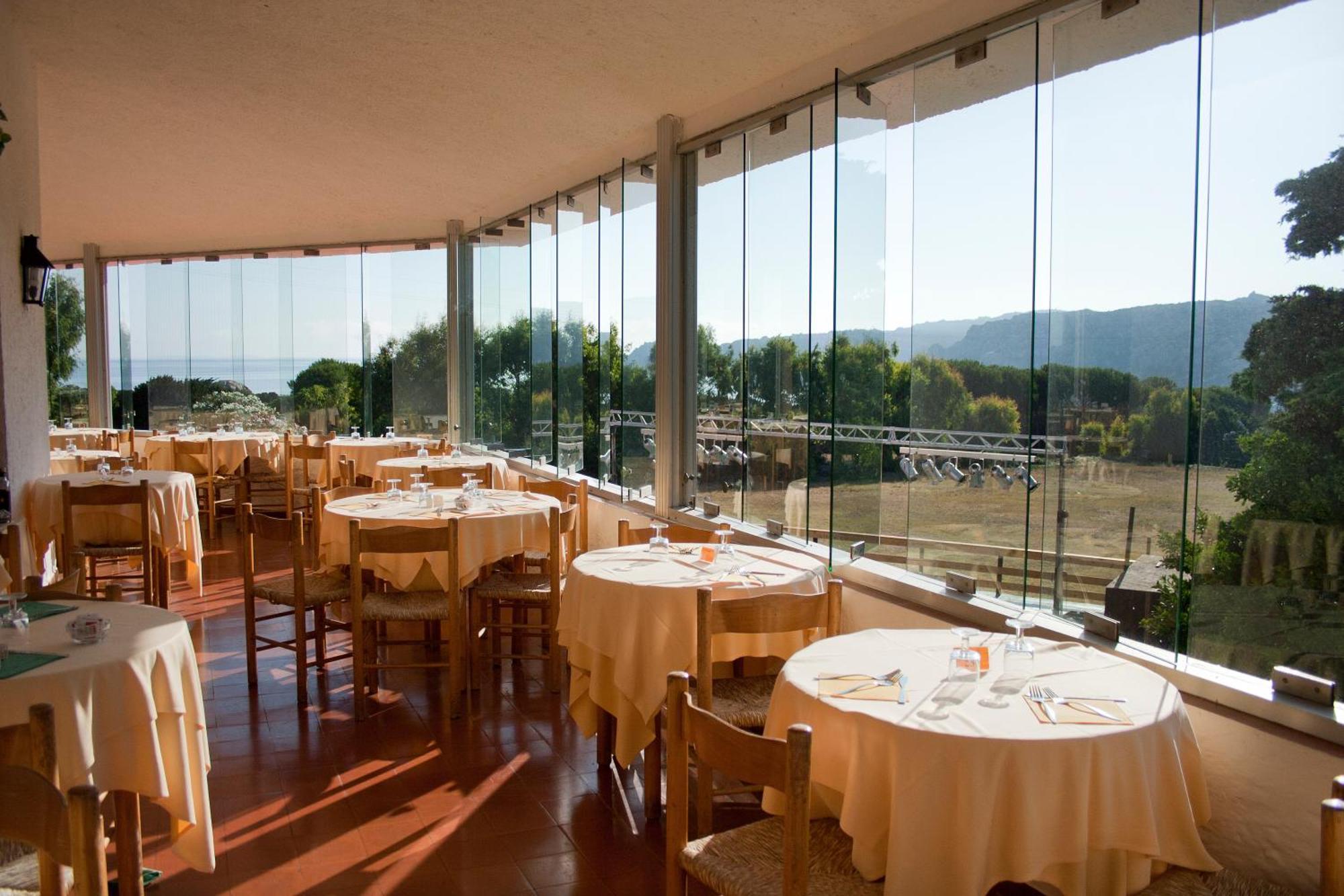 Hotel Mirage Santa Teresa Gallura Bagian luar foto