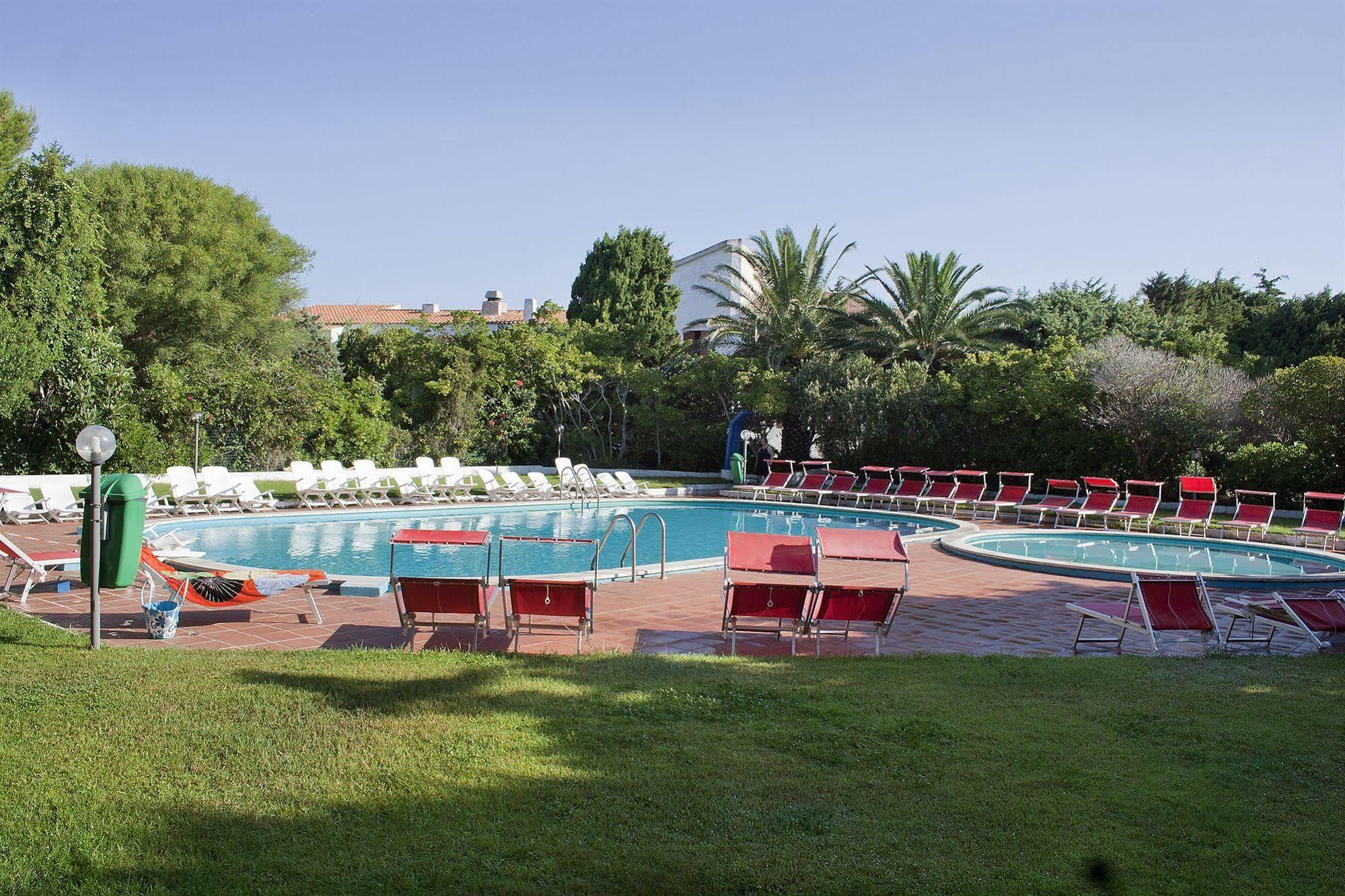 Hotel Mirage Santa Teresa Gallura Bagian luar foto